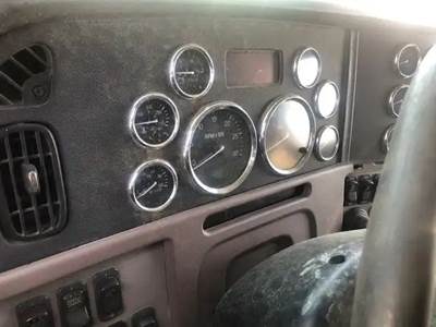 Peterbilt 386 Instrument Panel Cluster
