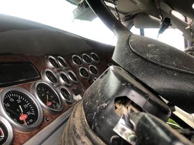 Peterbilt 387 Instrument Panel Cluster