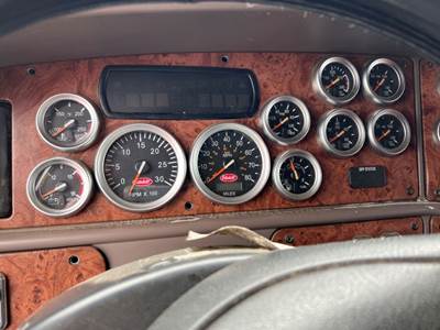 Peterbilt 387 Instrument Panel Cluster