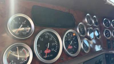 Peterbilt 387 Instrument Panel Cluster