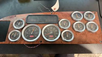 Peterbilt 387 Instrument Panel Cluster