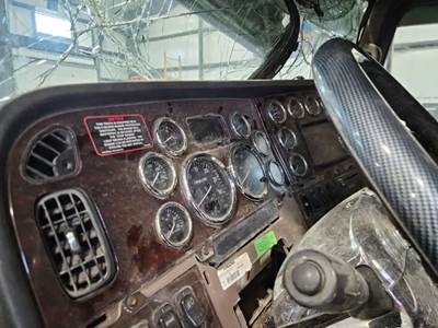 Peterbilt 389 Instrument Panel Cluster