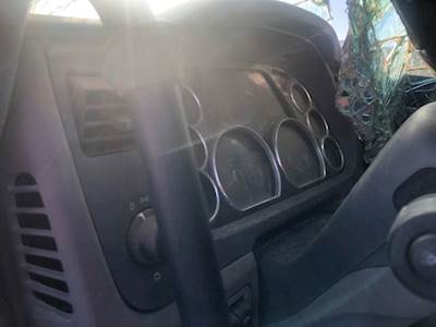 Peterbilt 579 Instrument Panel Cluster