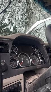 Peterbilt 579 Instrument Panel Cluster