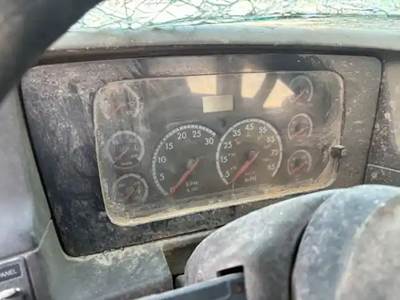 Sterling L9500 Instrument Panel Cluster