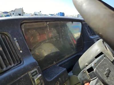 Sterling LT9511 Instrument Panel Cluster