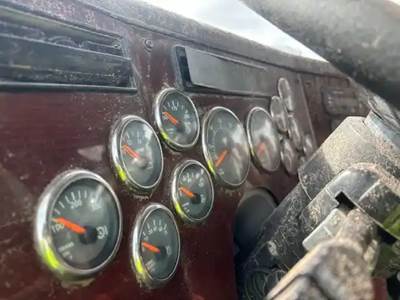 Western Star 4700 Instrument Panel Cluster