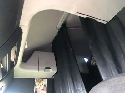 Freightliner Cascadia 126 Interior Part