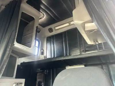 Freightliner FLD120 Interior Part