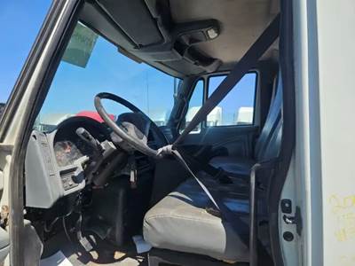 International 4200 Interior Part