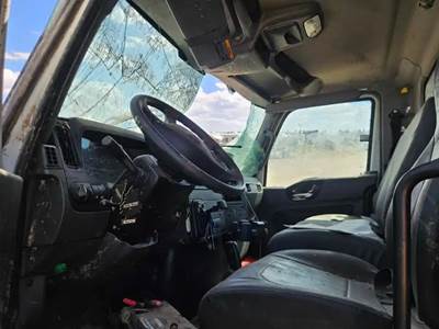 International MV607 Interior Part