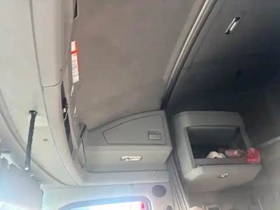 Kenworth T680 Interior Part