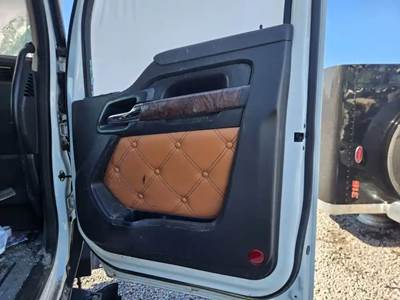 Kenworth T680 Interior Part