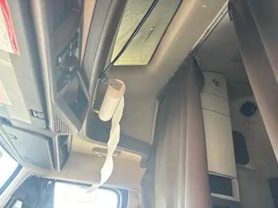 Volvo VNL Interior Part