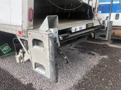 Mack MD Liftgate