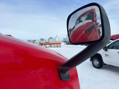 Freightliner Cascadia 126 Right Mirror