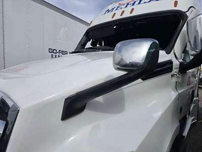 Freightliner Cascadia 126 Left Mirror