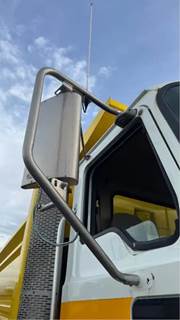 Mack Granite CV713 Mirror for a 2005 Mack CV713 Granite