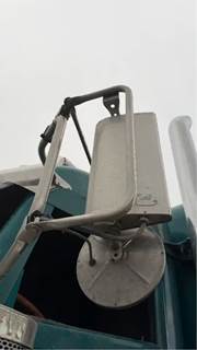 Peterbilt 379 Mirror