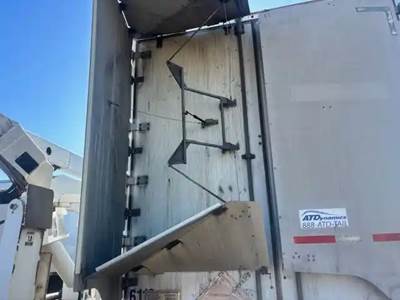 LH Rear Door 2012 Wabash DRY Van