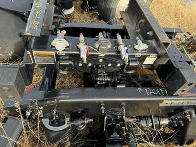Used Butt Plate Hitch Cross Member  Non Air Pintle Hitch, With 7 Way Trailer