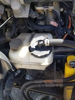 Freightliner Cascadia 125 Power Steering Reservoir