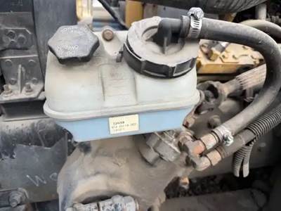 Freightliner M2 106 Power Steering Reservoir