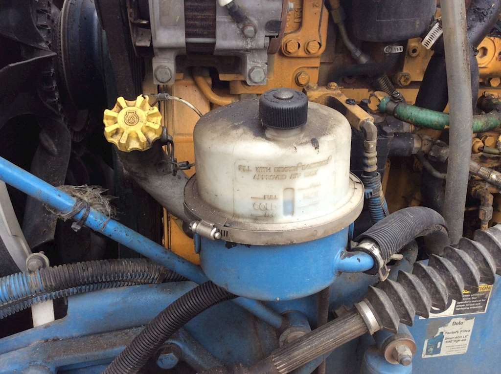 2009 Peterbilt 388 Power Steering Reservoir For Sale Ucon, ID 30816