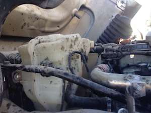 Freightliner Radiator Overflow Bottle / Surge Tank