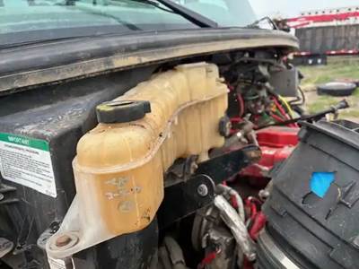 Freightliner B2 Radiator Overflow Bottle / Surge Tank