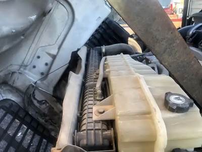 Freightliner Cascadia 125 Radiator Overflow Bottle / Surge Tank