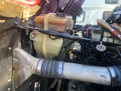 Freightliner Cascadia Radiator Overflow Bottle / Surge Tank