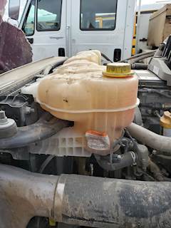 Freightliner Cascadia Radiator Overflow Bottle / Surge Tank for a 2018 Freightliner Cascadia 123