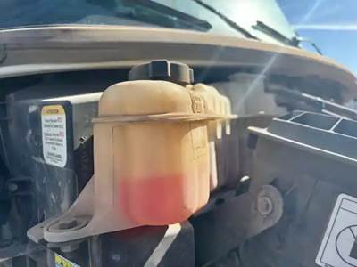 Freightliner M2 106 Radiator Overflow Bottle / Surge Tank