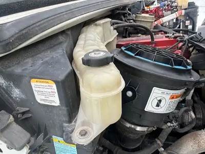 Freightliner M2 106 Radiator Overflow Bottle / Surge Tank