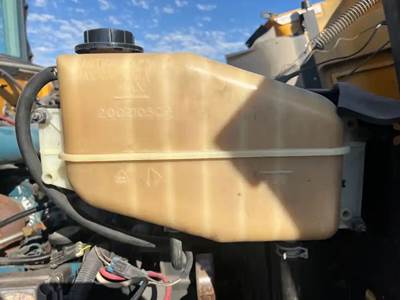 International 3800 Radiator Overflow Bottle / Surge Tank