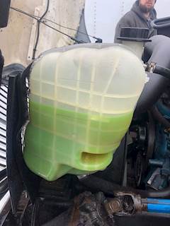 International 4200 Radiator Overflow Bottle / Surge Tank