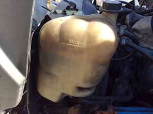 International 4200 Radiator Overflow Bottle / Surge Tank