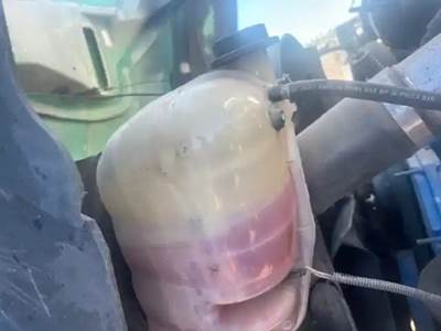 International 4300 Radiator Overflow Bottle / Surge Tank