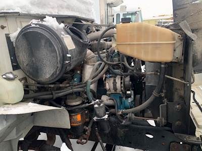 International 4900 Radiator Overflow Bottle / Surge Tank