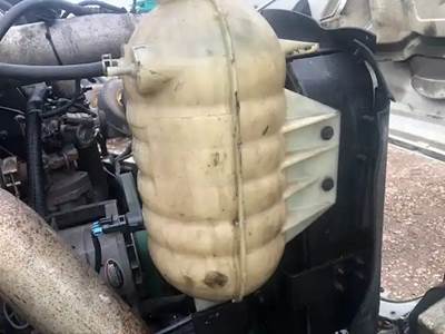 International 8600 Radiator Overflow Bottle / Surge Tank