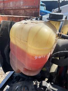 International DuraStar 4300 Radiator Overflow Bottle / Surge Tank