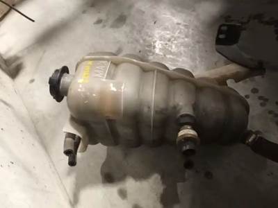 International HV513 Radiator Overflow Bottle / Surge Tank