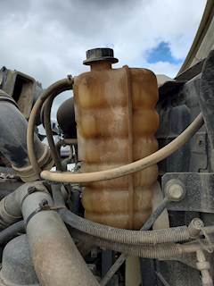 International WorkStar 7500 Radiator Overflow Bottle / Surge Tank