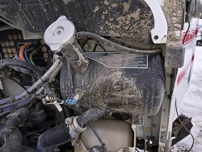 Kenworth T370 Radiator Overflow Bottle / Surge Tank