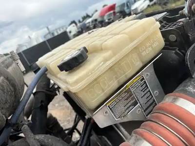 Kenworth T400 Radiator Overflow Bottle / Surge Tank