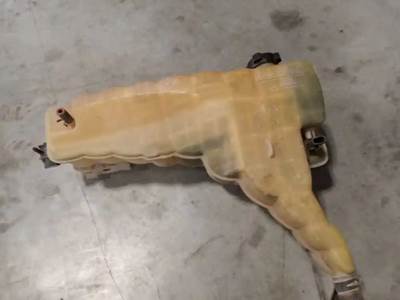 Kenworth T680 Radiator Overflow Bottle / Surge Tank
