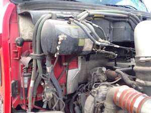 Kenworth T700 Radiator Overflow Bottle / Surge Tank