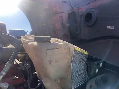 Kenworth T880 Radiator Overflow Bottle / Surge Tank