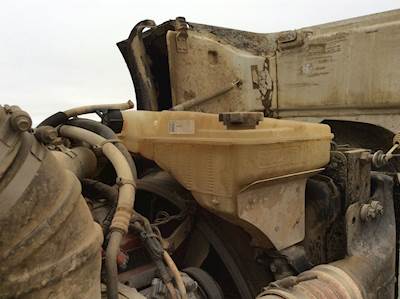 Peterbilt 367 Radiator Overflow Bottle / Surge Tank